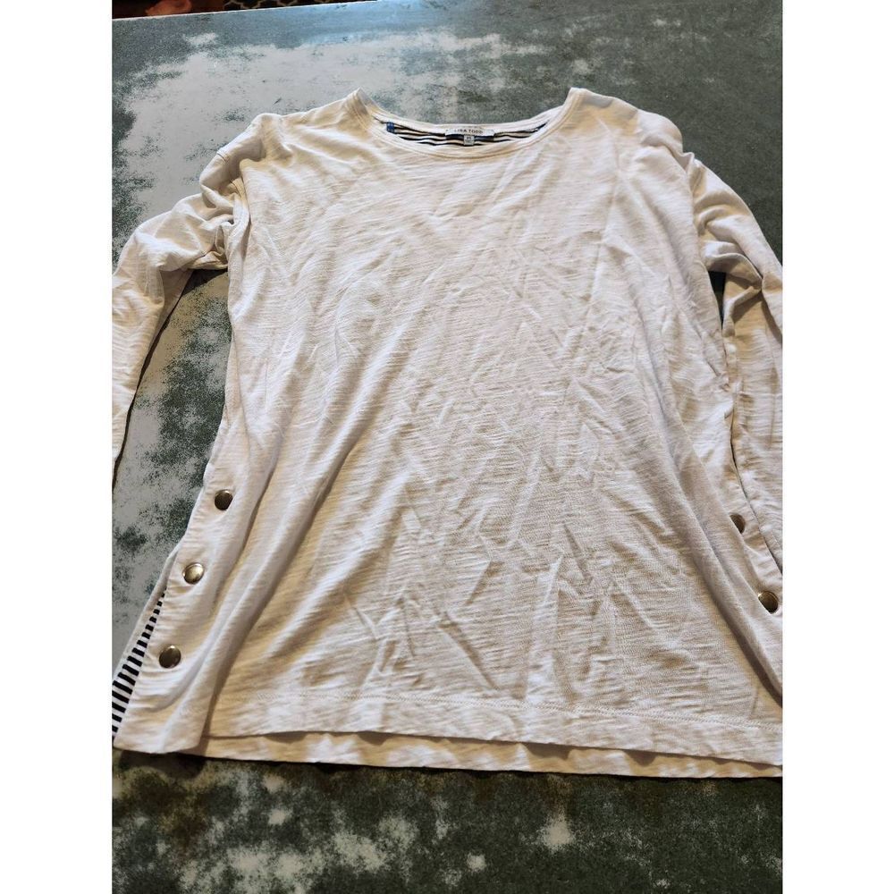 Lisa Todd white button sides tshirt sz XS
